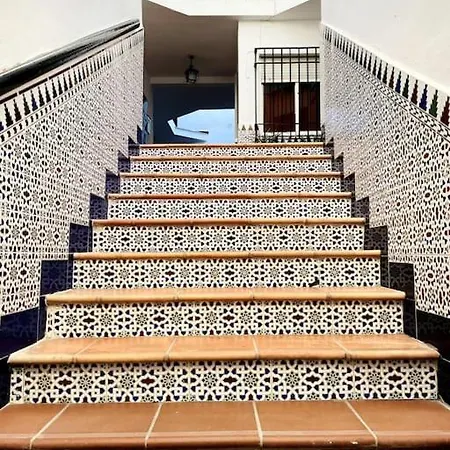 Apartamento Queen Pompeyos Con Parking Bajo Reserva Tendillas Mezquita-catedral *